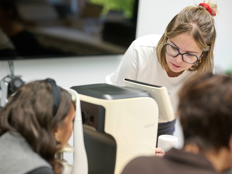 Sehtests am Arbeitsplatz: Gesundheitstag der Firma Getzner
