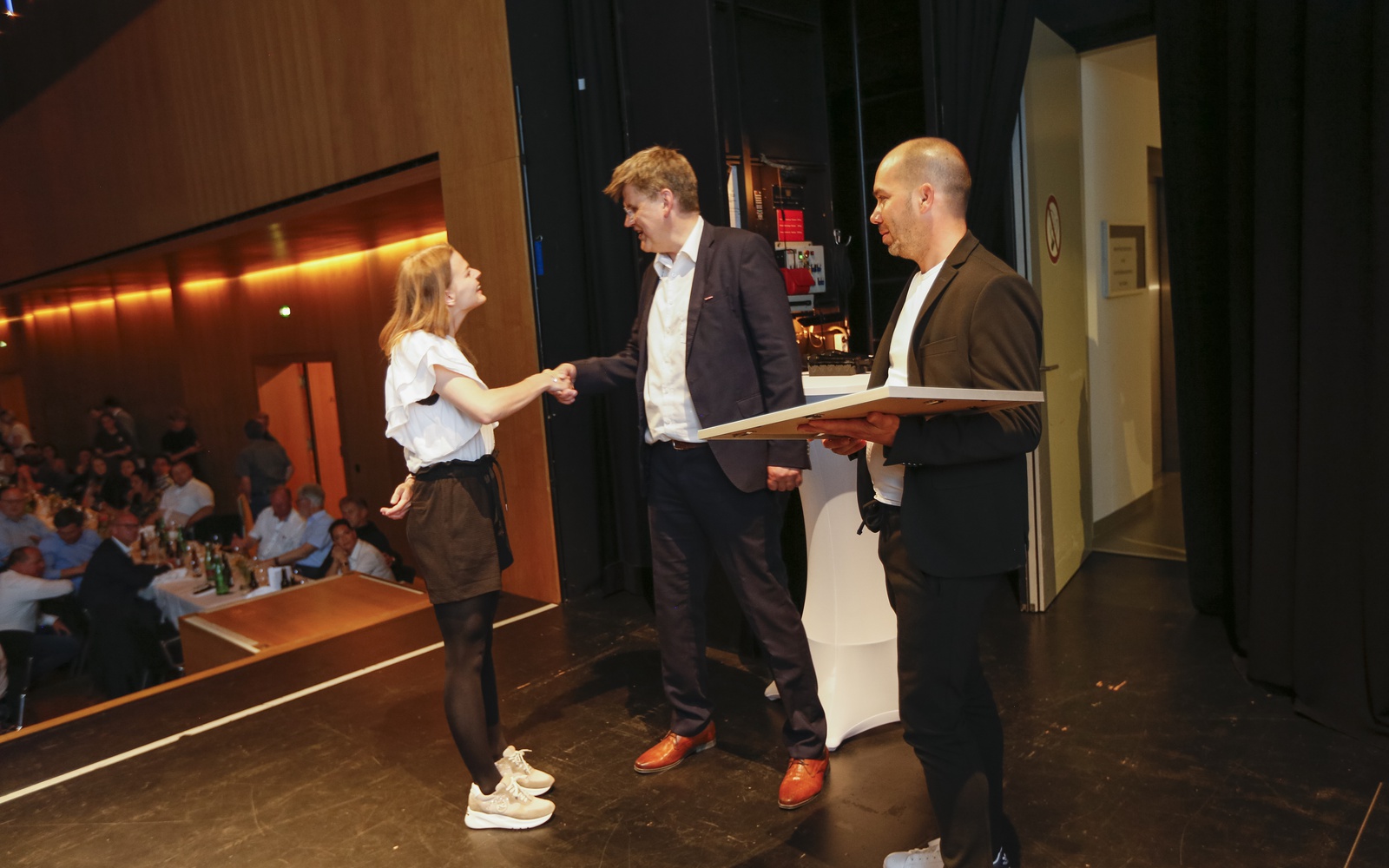Wir gratulieren Nadine Grafenberger zur bestandenen Meisterprüfung als Hörakustikerin